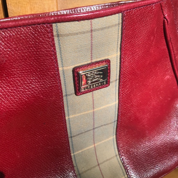 Rare Vintage Burberry’s Red Leather Stirrup Buckle Cross-Body Bag with COA - Picture 4 of 16